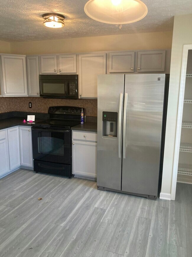Building Photo - 4847 Limestone Ct