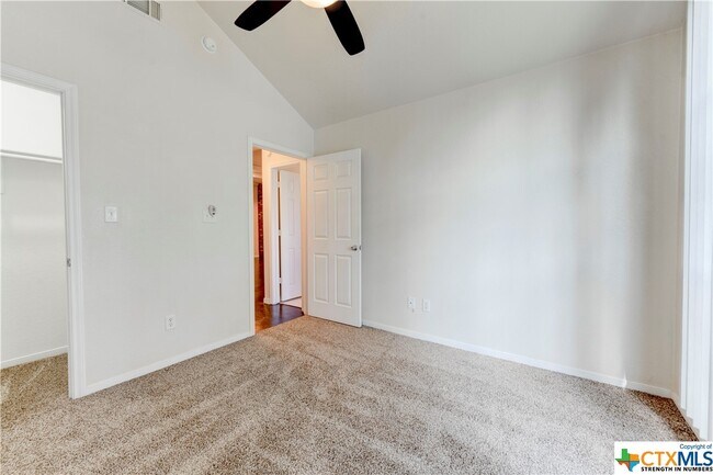 Building Photo - 4703 Mildred Ave