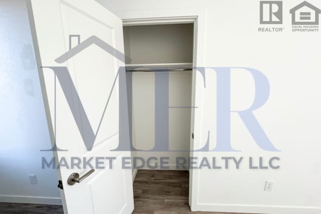 Building Photo - 3Bed/2Bath House in North Scottsdale! $399...