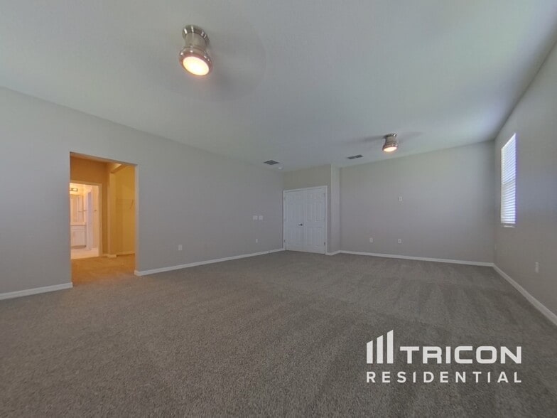 Building Photo - 860 Bay Bridge Cir