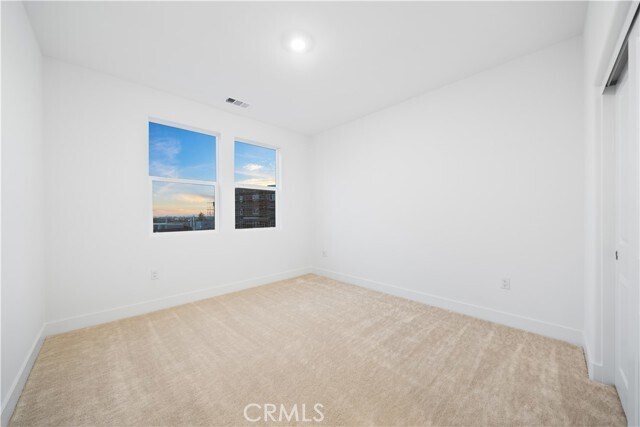 Building Photo - 580 Mulligan