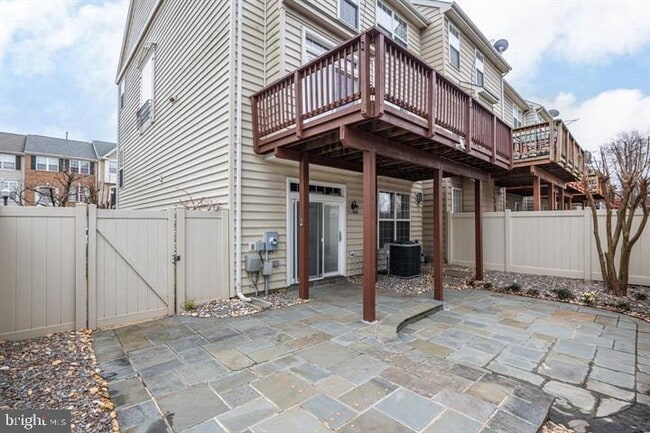 Building Photo - 13340 Colchester Ferry Pl