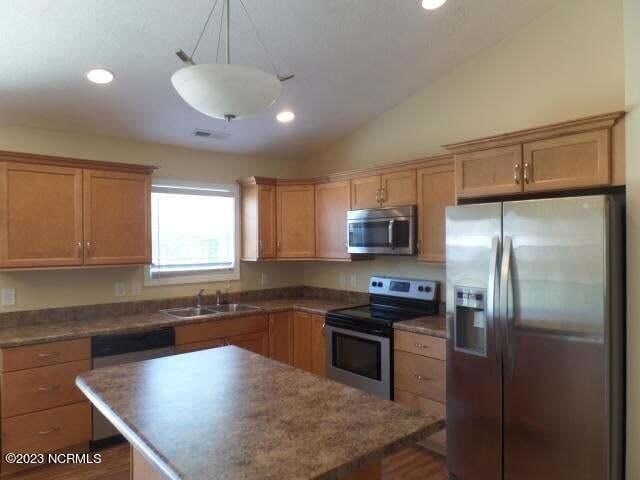 Building Photo - 101 Rustic Dr