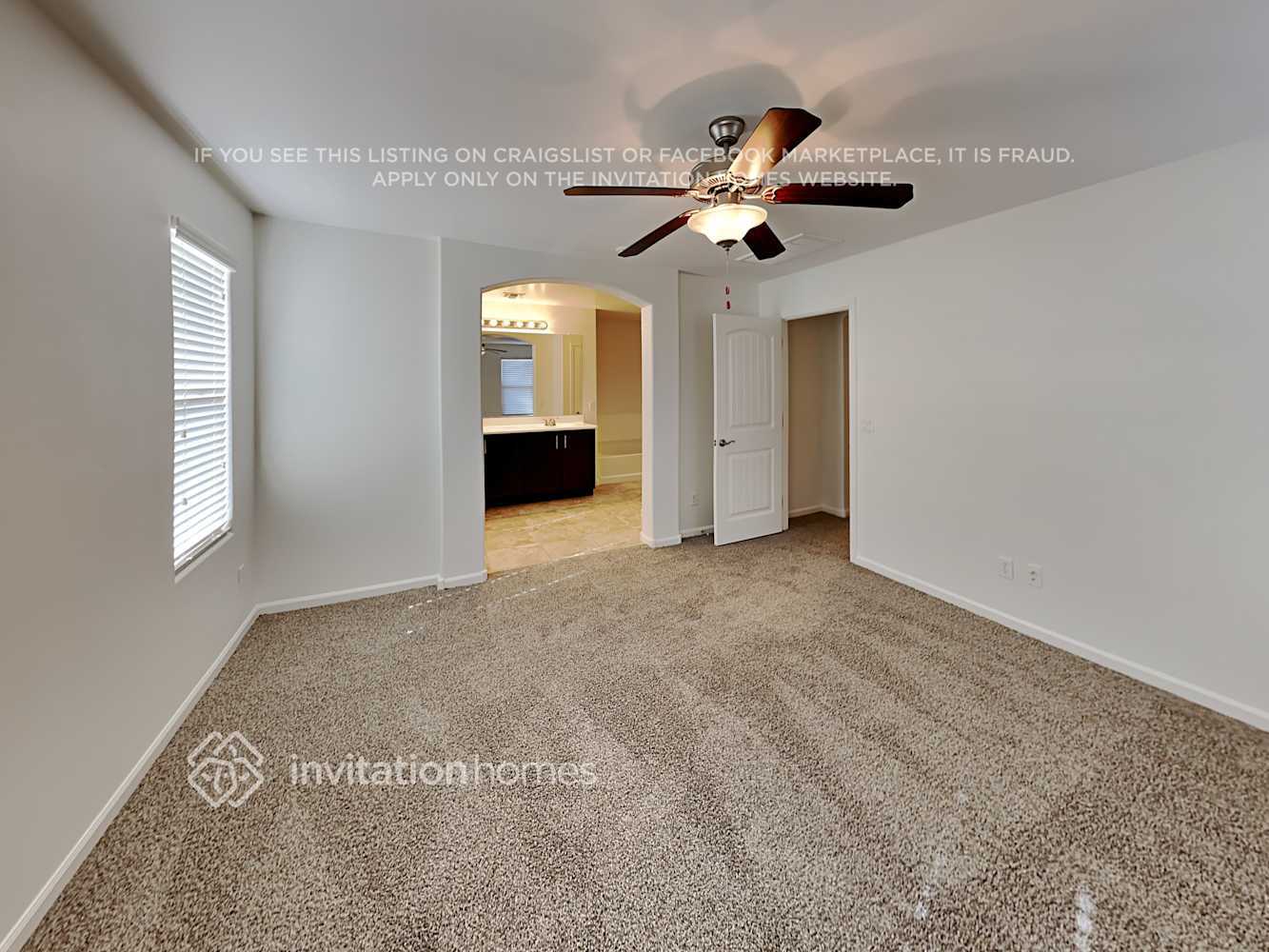 Building Photo - 1385 S Moccasin Trail