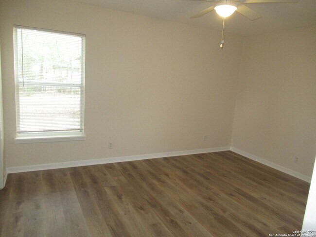 Building Photo - 267 Cicero Ave