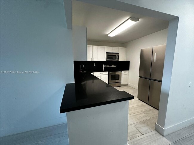 Building Photo - 2780 NE 183rd St