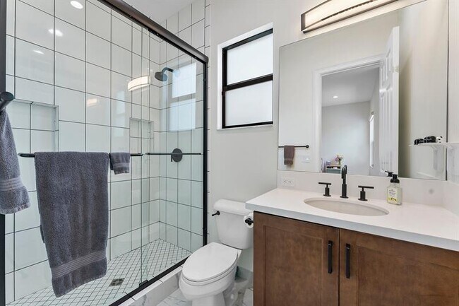 Building Photo - 9626 Vescovato Way