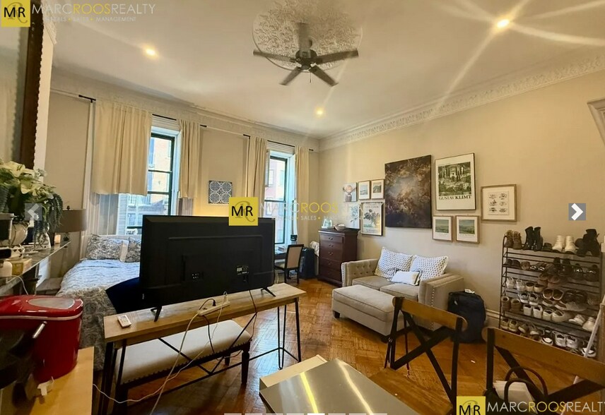 Building Photo - 219 Beacon St