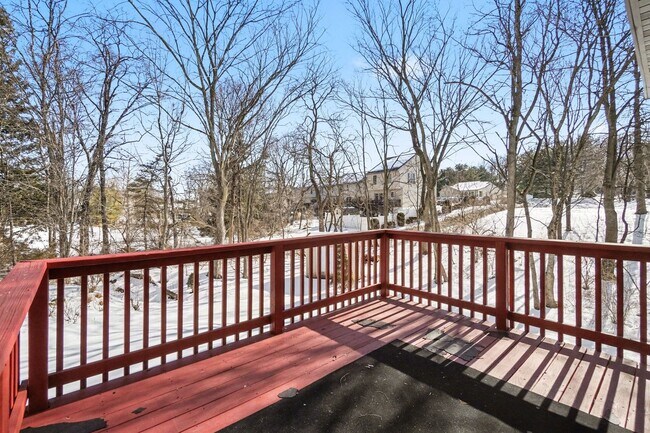 Building Photo - 54 Woodmyre Ln