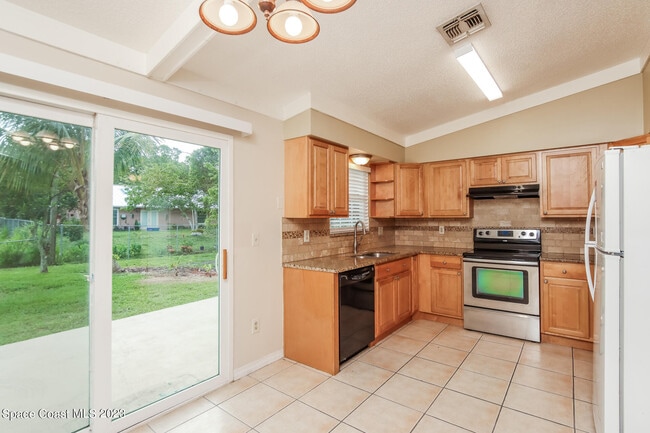 Building Photo - 1054 Fairplay Ave NW