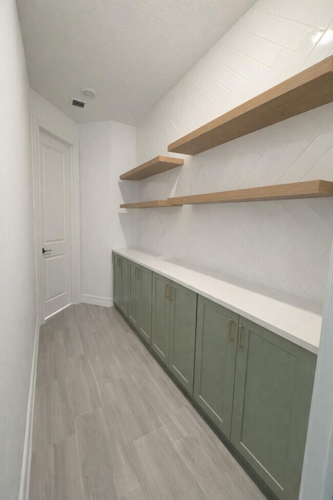 Building Photo - 12534 Triumph Ln