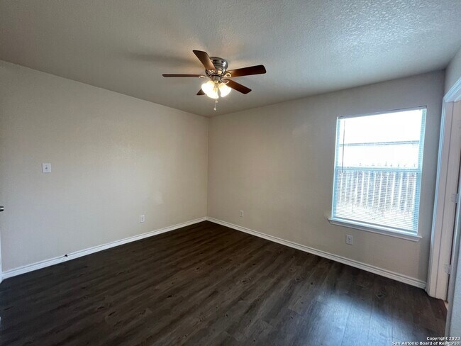 Building Photo - 207 Carranza St