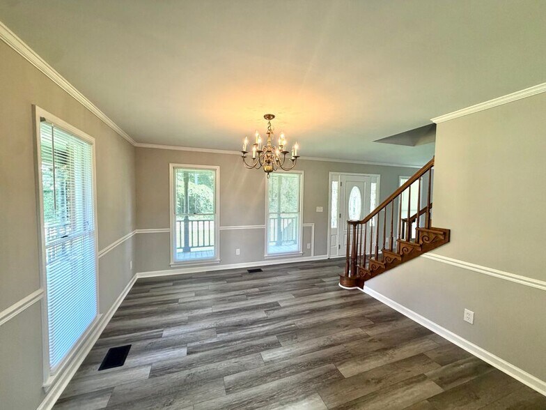 Building Photo - 3603 Ryans Bluff Dr