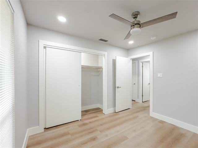 Building Photo - 2025 Glencrest Ln