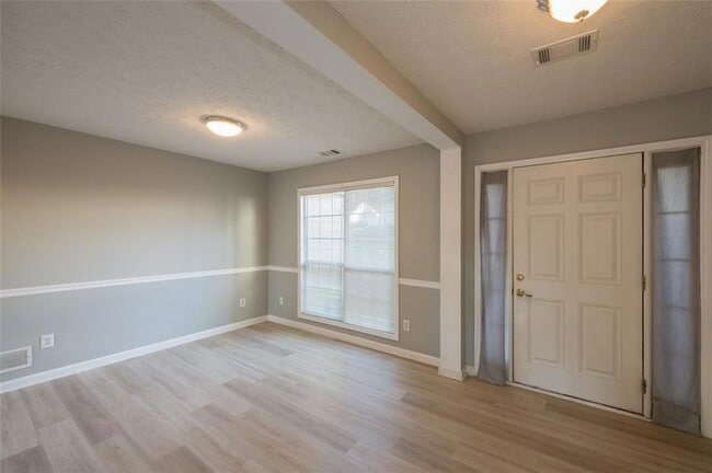 Building Photo - 7040 Magnolia Park Ln NW