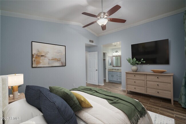 Building Photo - 6820 S Roosevelt St