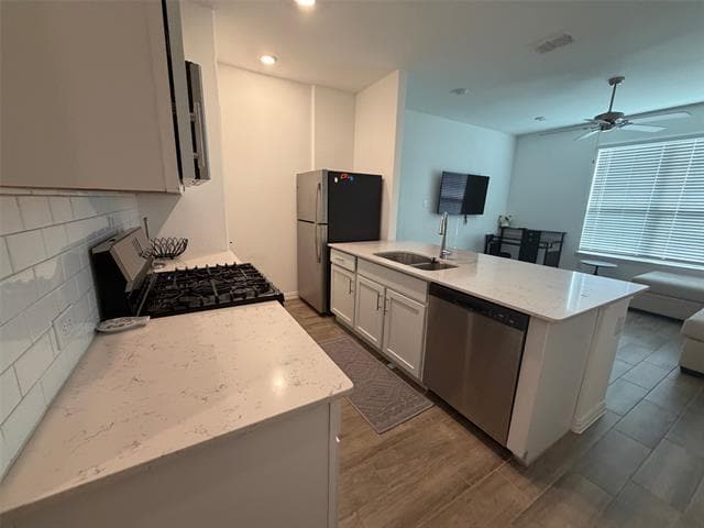 Building Photo - 1033 Rosebay Dr