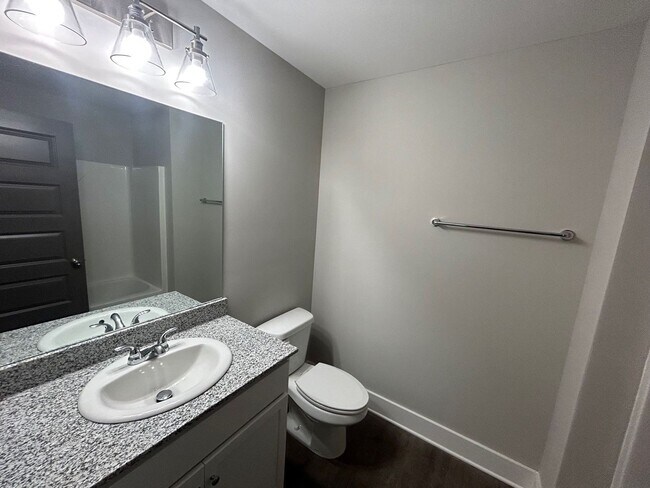 Building Photo - 247 Madison Heights