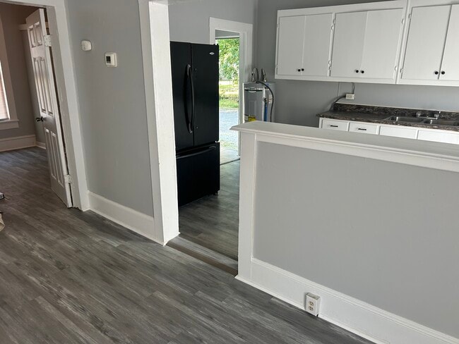 Building Photo - 1230 Old Wilkesboro Rd