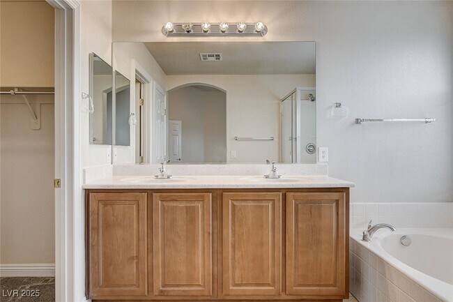 Building Photo - 2264 Bull Lake Dr