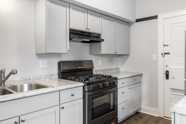 Building Photo - 3919 N Morris Blvd