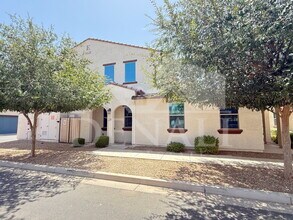 Building Photo - 3855 S McQueen Rd