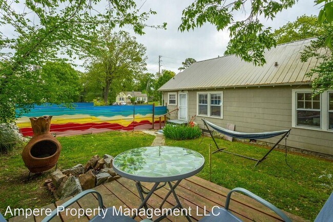 Building Photo - 2 br, 1 bath House - 1105 John Ross Rd