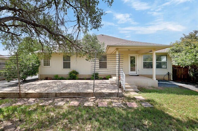 Building Photo - 3321 Winding River Trail