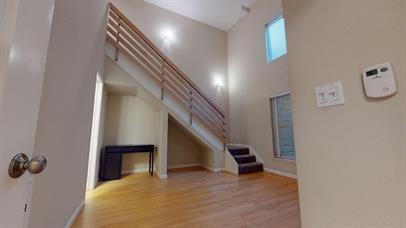 Building Photo - Studio Co-Living Opportunity in the Sunset...
