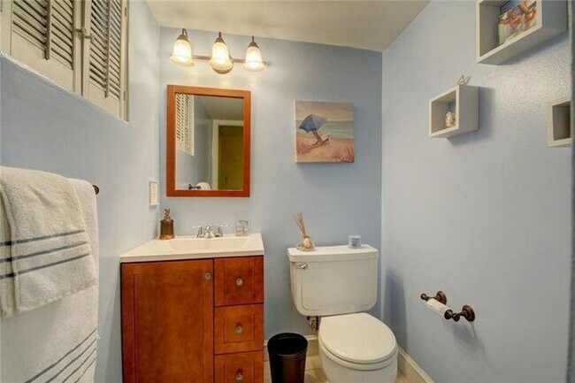 Building Photo - 8101 SW 24th Ct