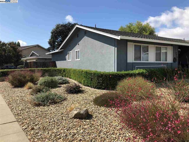 Building Photo - 775 Leland Way