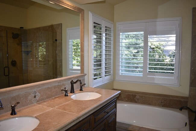 Building Photo - 134 Briggs Ranch Dr