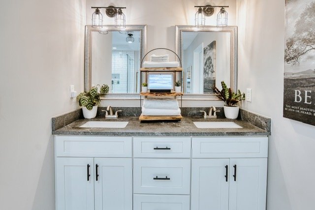 Building Photo - 3740 High Point Ln SW