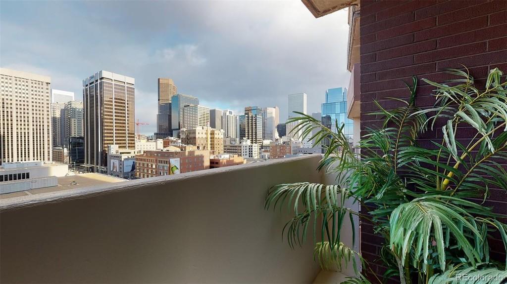 Building Photo - 1020 15th St