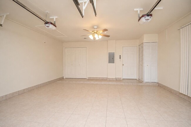 Building Photo - 9708 Erica Ct