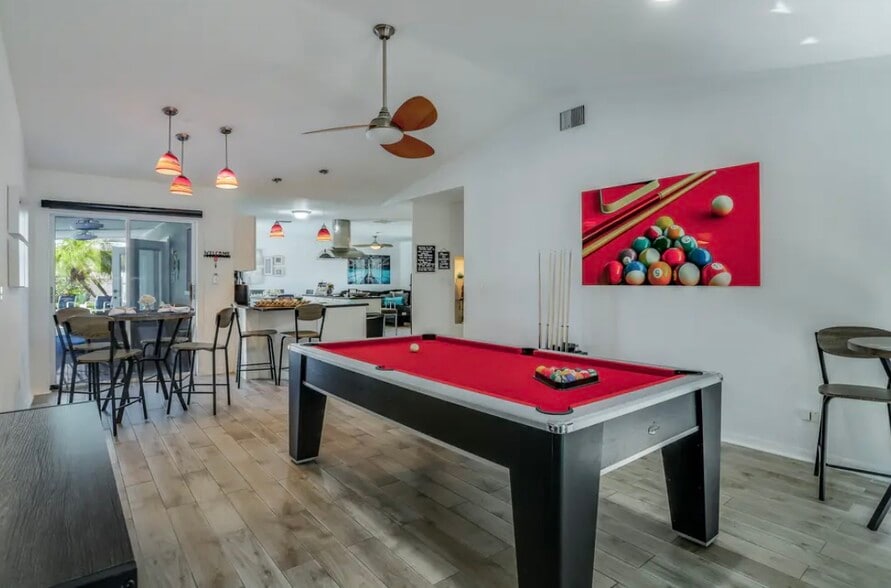 Building Photo - 1518 SE 32nd St