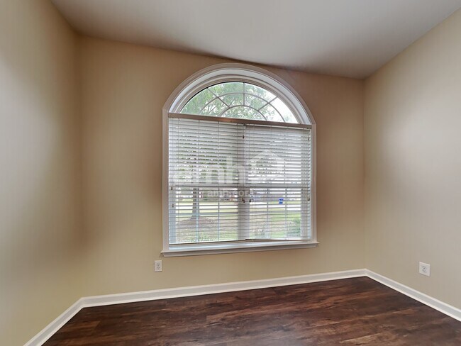 Building Photo - 7832 Lumberton Road