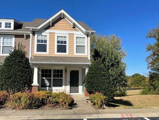 Building Photo - 438 Flintlock Ct