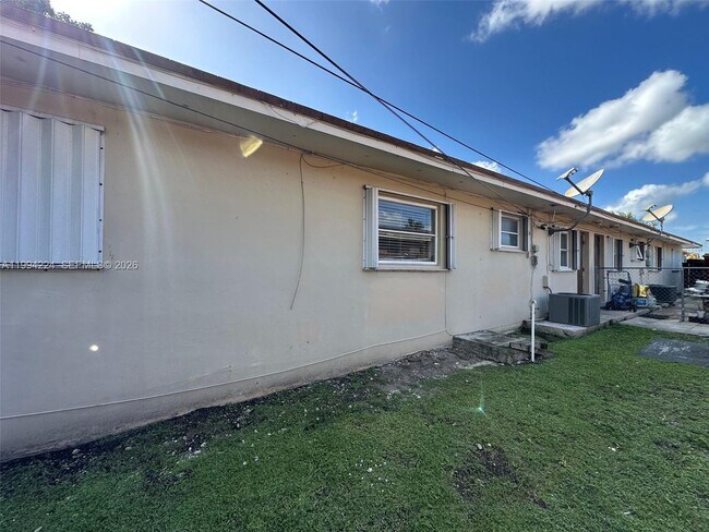 Building Photo - 11346 SW 2nd St