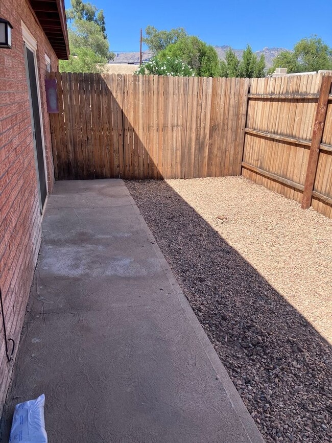 Building Photo - Coming Soon!