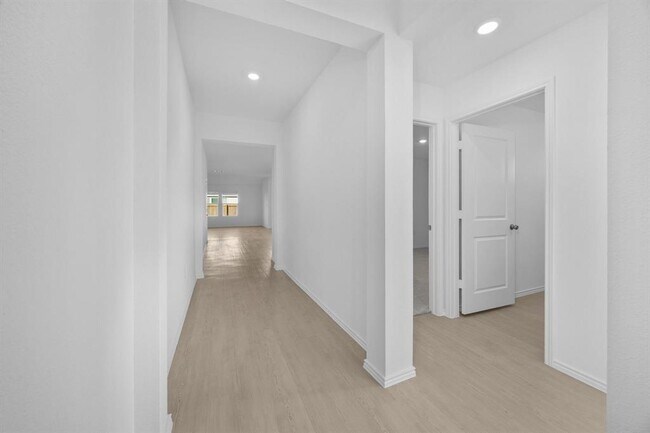 Building Photo - 209 Donnington Dr