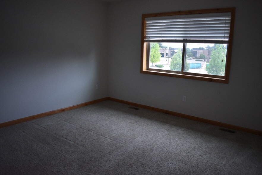 Master bedroom - 5108 W 20th Street Rd