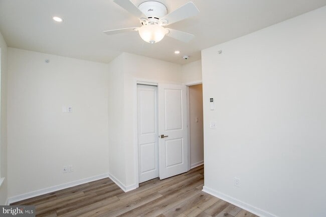 Building Photo - 41 Bridge St