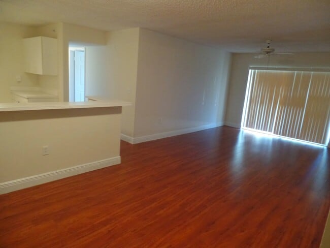 Building Photo - 3844 Lyons Rd