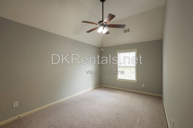 Building Photo - 11923 Aspen Forest Dr