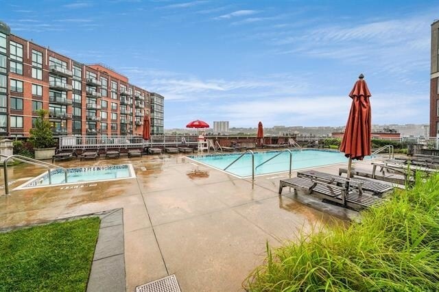 Building Photo - 1125 Maxwell Ln