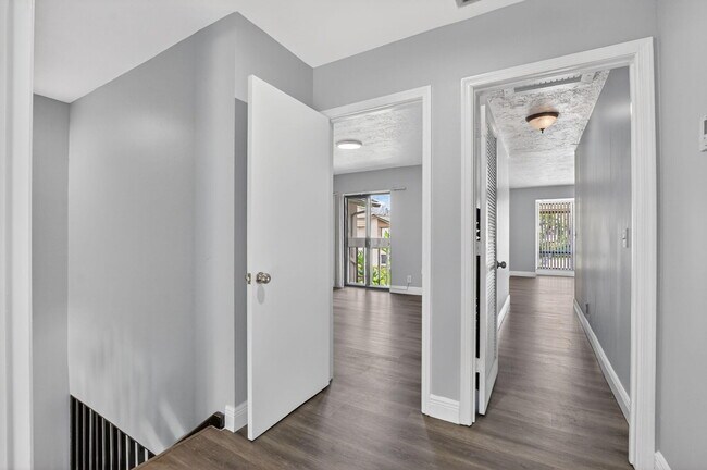 Building Photo - 22847 Ironwedge Dr