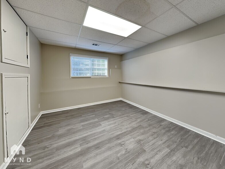 Building Photo - 93 Deidre Ct