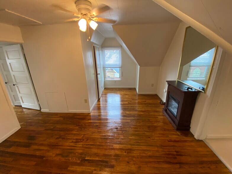 Building Photo - 3916 Coleman St