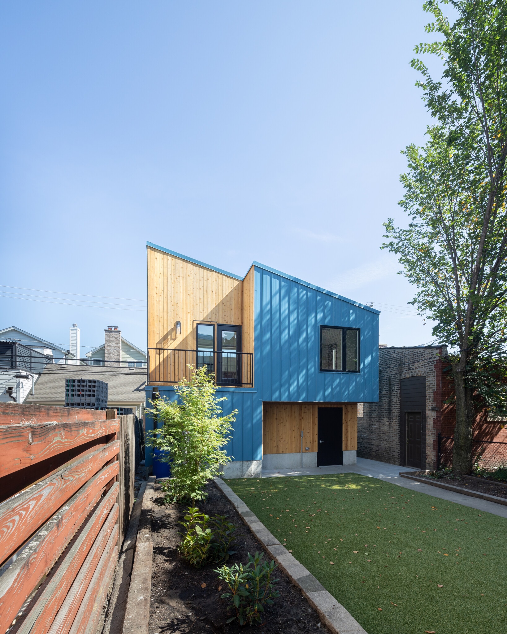 Building Photo - 4113 N Ashland Ave